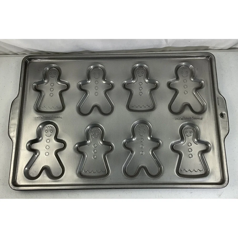 EKCO Baker's Secret Gingerbread Man Woman Cookie Pan NonStick Baking Mold